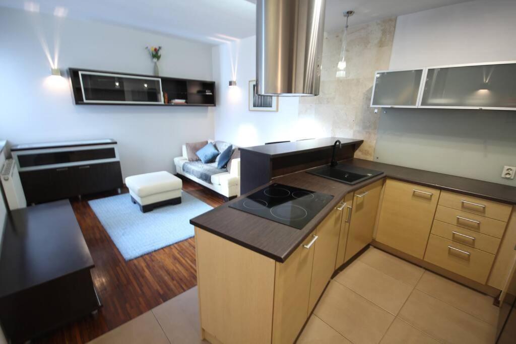 Parkowy Apartament Apartment วรอตซวาฟ ภายนอก รูปภาพ