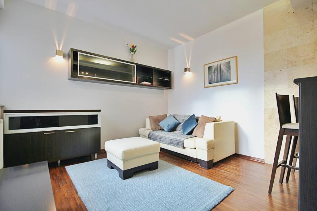 Parkowy Apartament Apartment วรอตซวาฟ ภายนอก รูปภาพ