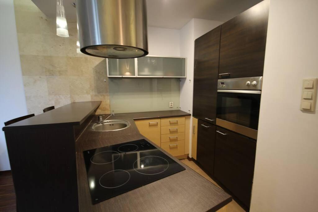 Parkowy Apartament Apartment วรอตซวาฟ ภายนอก รูปภาพ