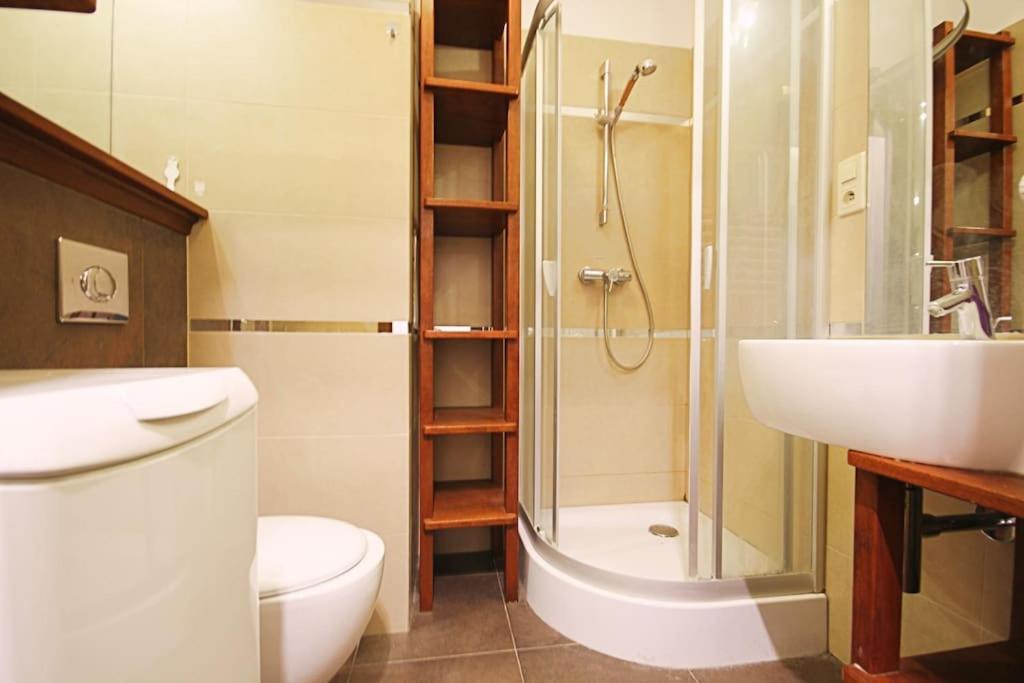 Parkowy Apartament Apartment วรอตซวาฟ ภายนอก รูปภาพ